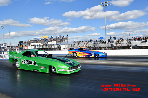 Bobby Cottrell - 'Bardahl Special' (near lane) vs Dan Horan Jr. 
- 'Infinity Plumbing' (far lane) - NFC